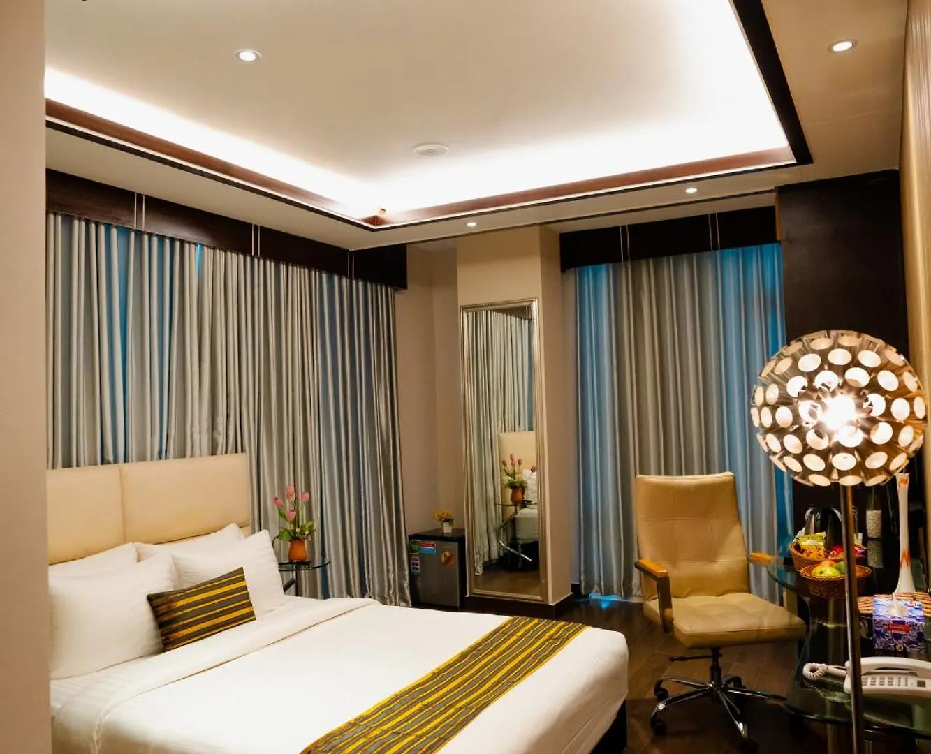 Royal Residence Dhaka Hotel