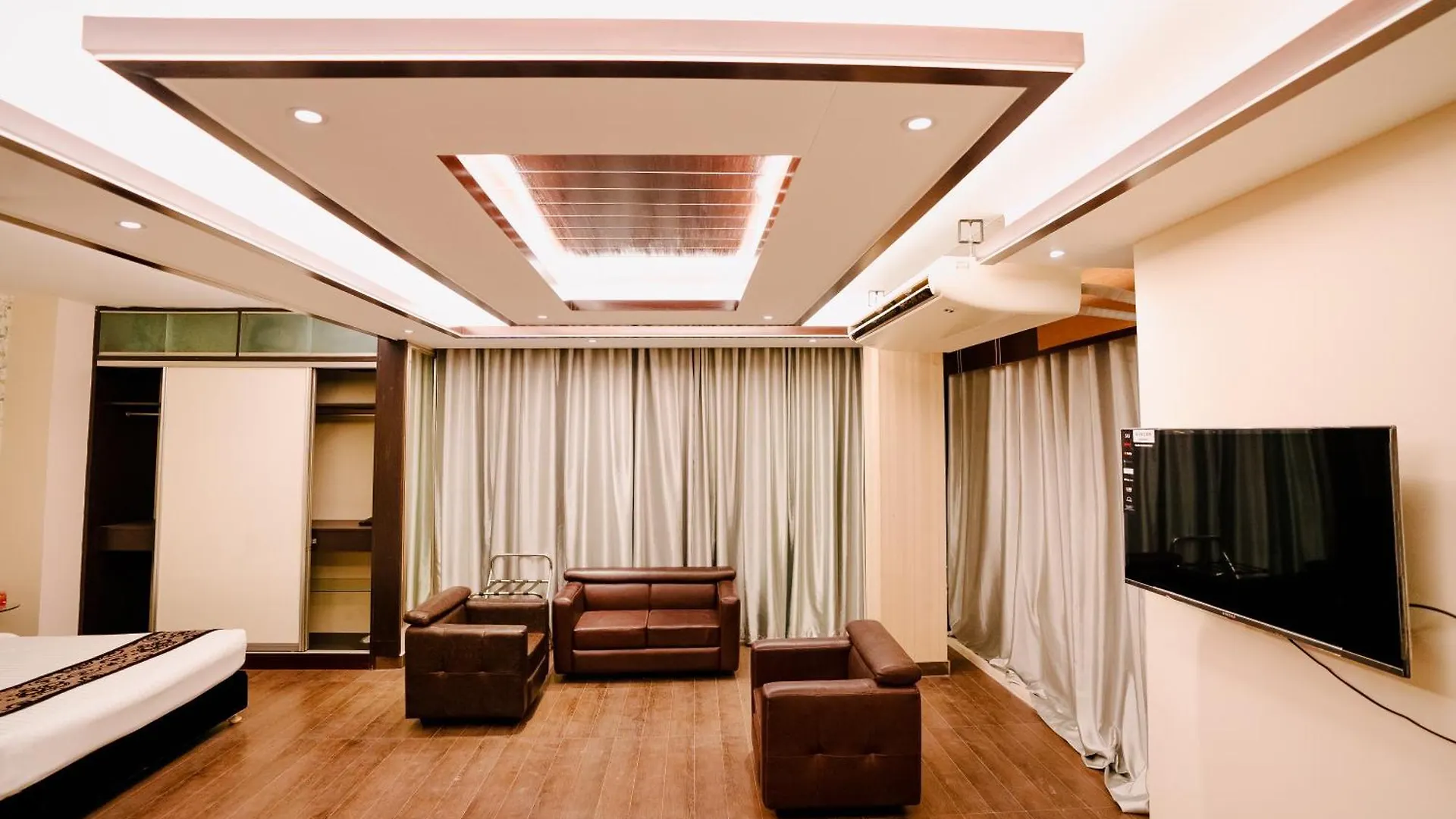 Royal Residence Dhaka