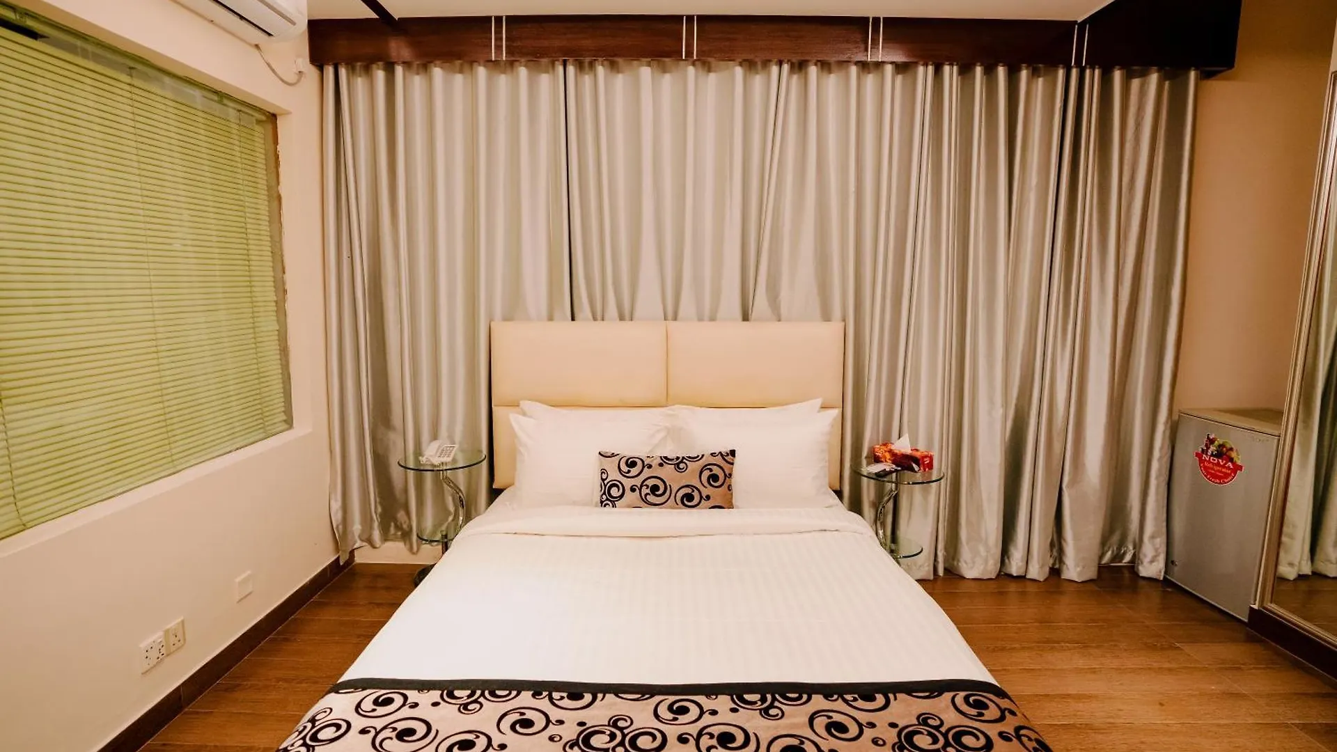 Royal Residence Dhaka Bangladesh