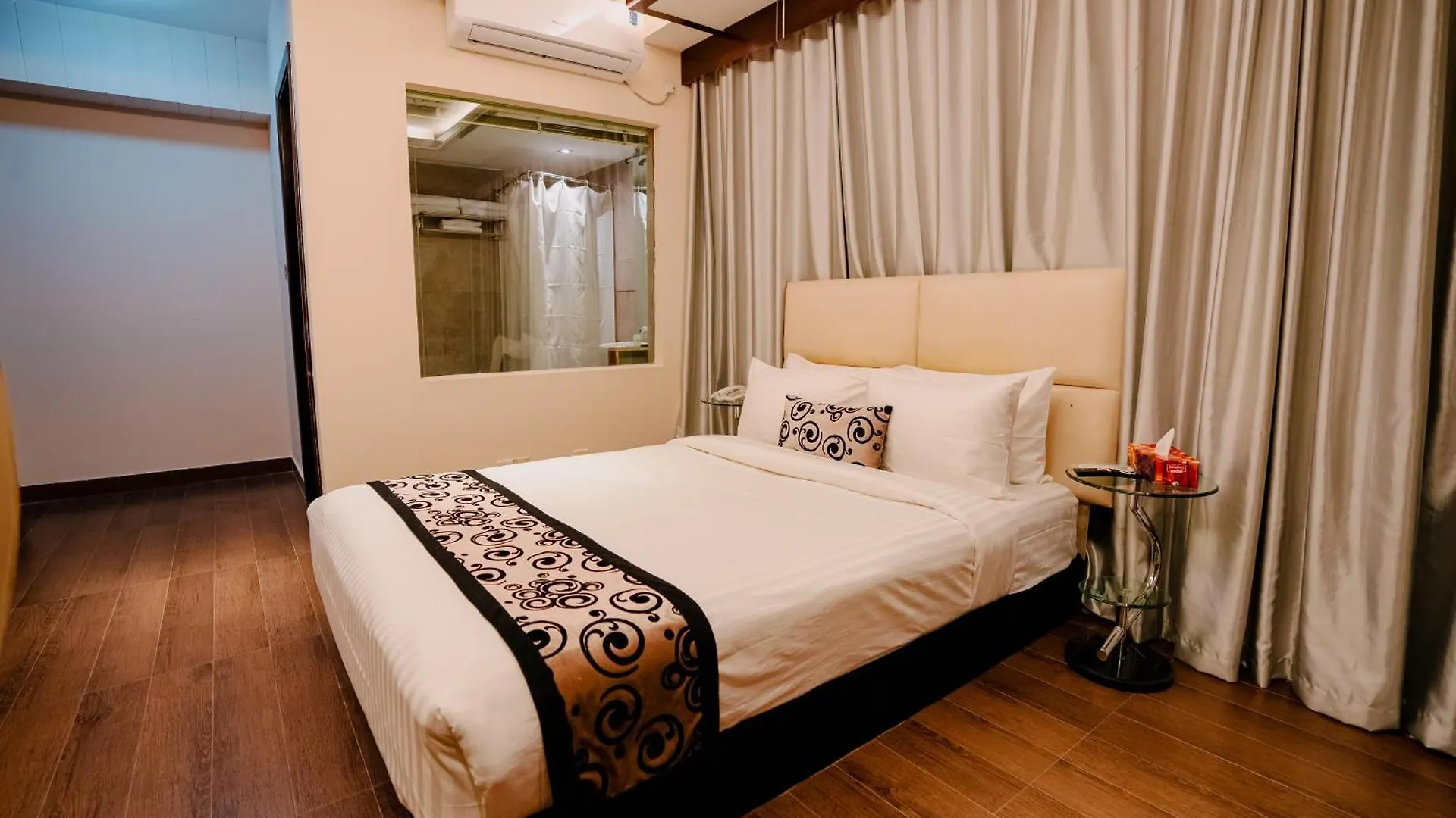 Hotel Royal Residence Dhaka