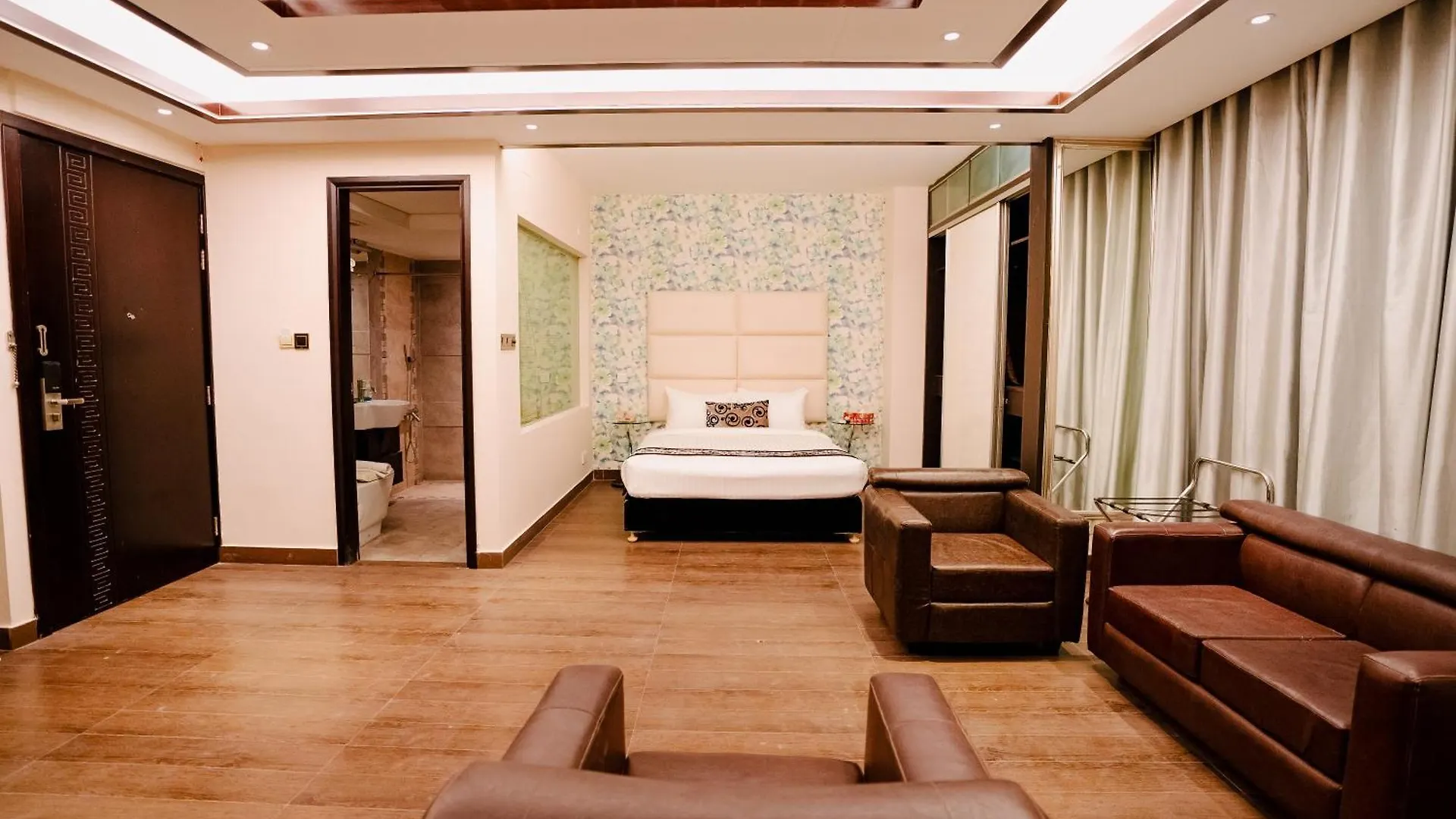 *** Hotel Royal Residence Dhaka Bangladesh