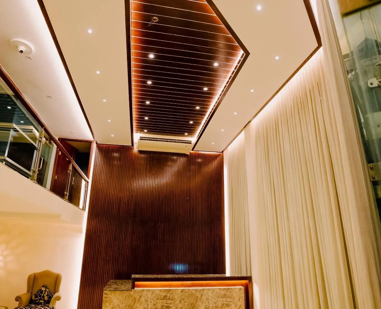Royal Residence Dhaka 3*,