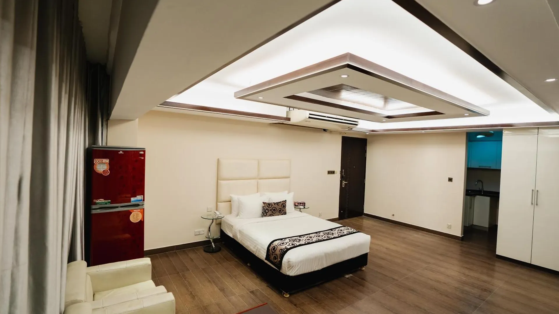 *** Hotel Royal Residence Dhaka Bangladesh