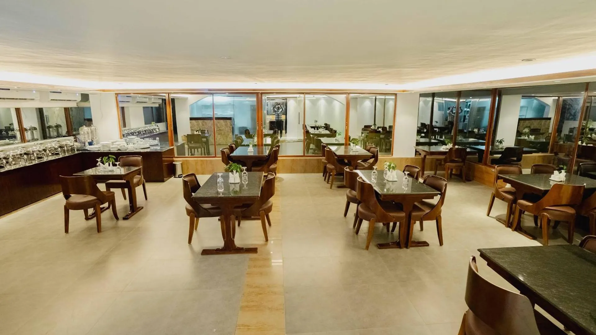 Royal Residence Dhaka Hotel